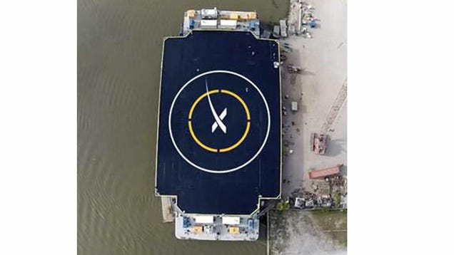 SpaceX Is Testing Autonomous Space Rocket Landing Ships