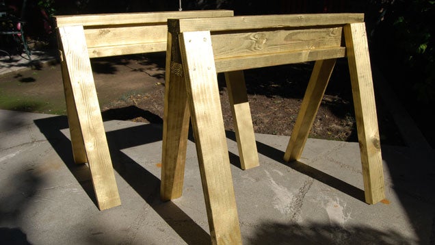 ​Build Stackable Sawhorses from Scrap Lumber in Under 10 Minutes