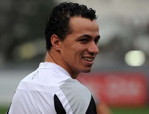 Leandro Damião, atacante do Santos (Foto: Ivan Storti / Divulgação Santos FC)