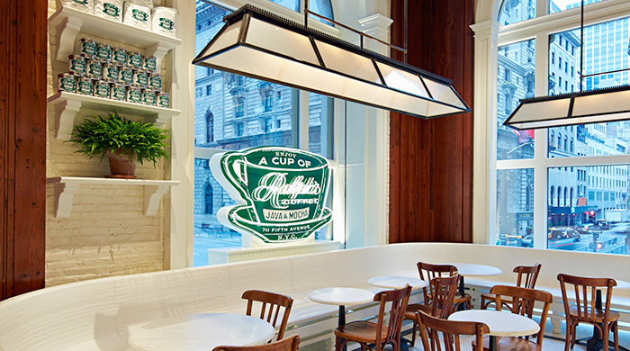 Polo Ralph Lauren — бутик с собственной кофейней на Пятой Авеню
