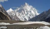 K2. Está en la frontera entre Pakistán y China (Kogo en Wikimedia Commons)