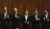 Sin corbatas. Pablo López, Emmanuel Álvarez Agis, Axel Kicillof, Augusto Costa y Federico Thea (Télam/Archivo). 