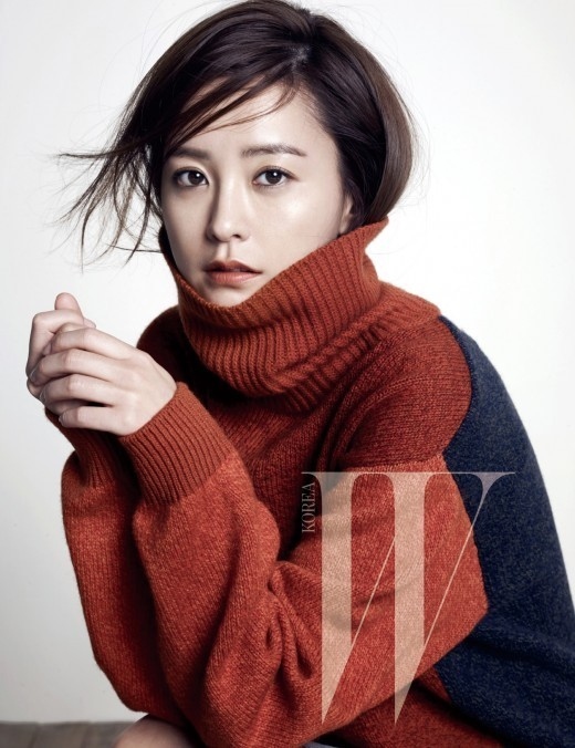チョン・ユミ、真冬のファッションの着こなしを紹介“カメレオンのような魅力”