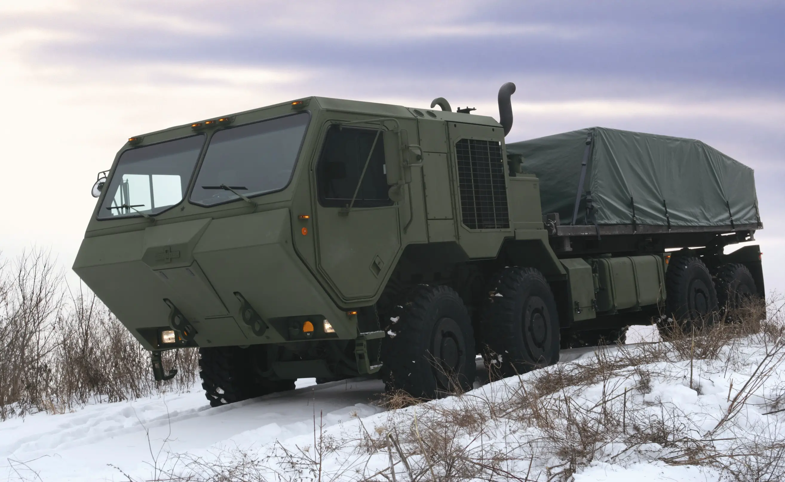 Oshkosh Truck Introduces Next-Generation Tactical Defense Truck, the ...