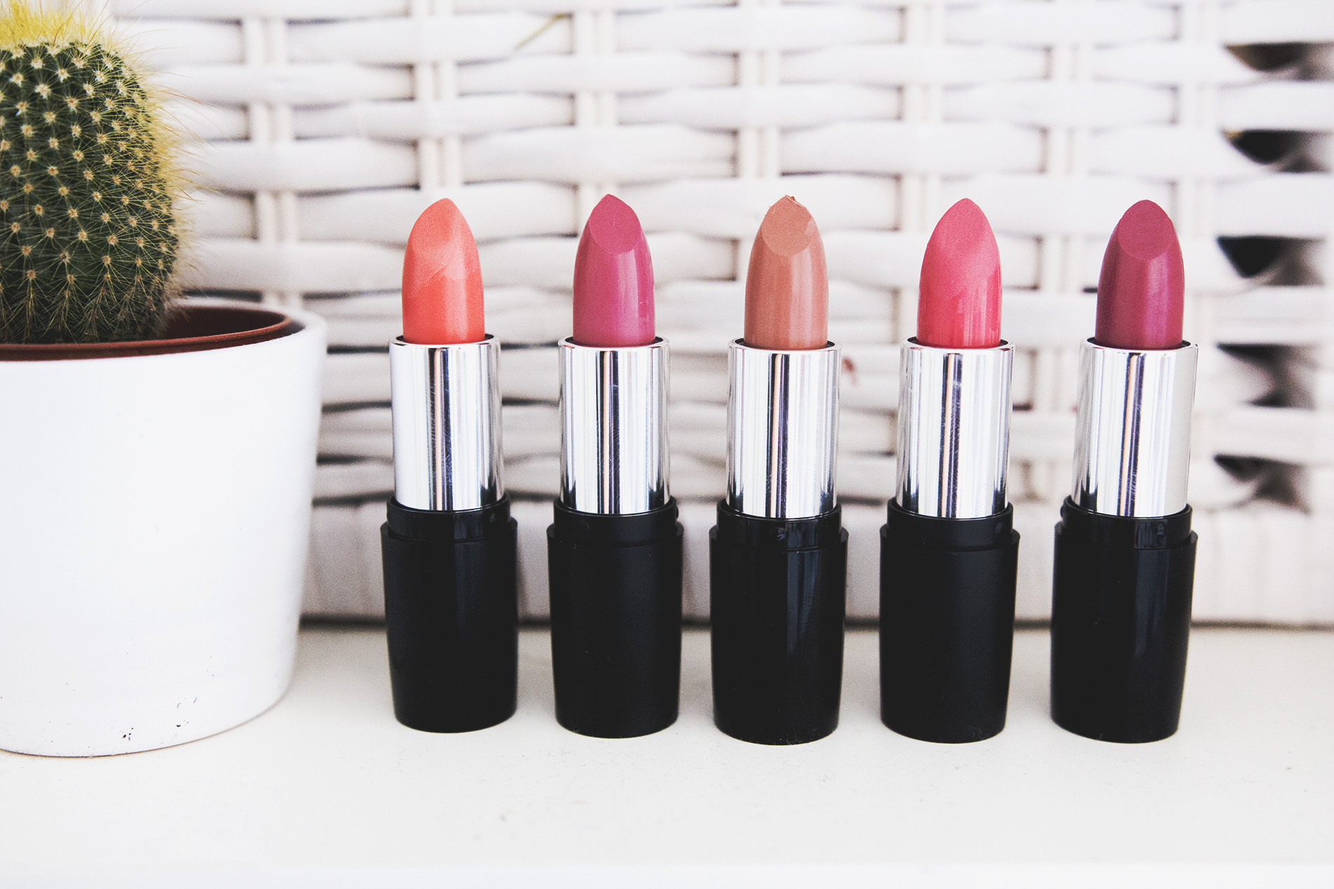 Collection Lasting Colour Lipstick review swatch photo