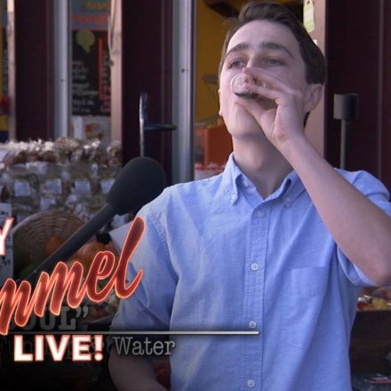 Jimmy Kimmel gives out Fake Cold Pressed Juice