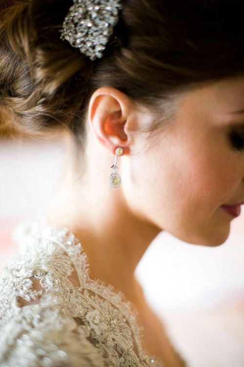 Wedding earrings Beautifully captured by Christian Oth (via...