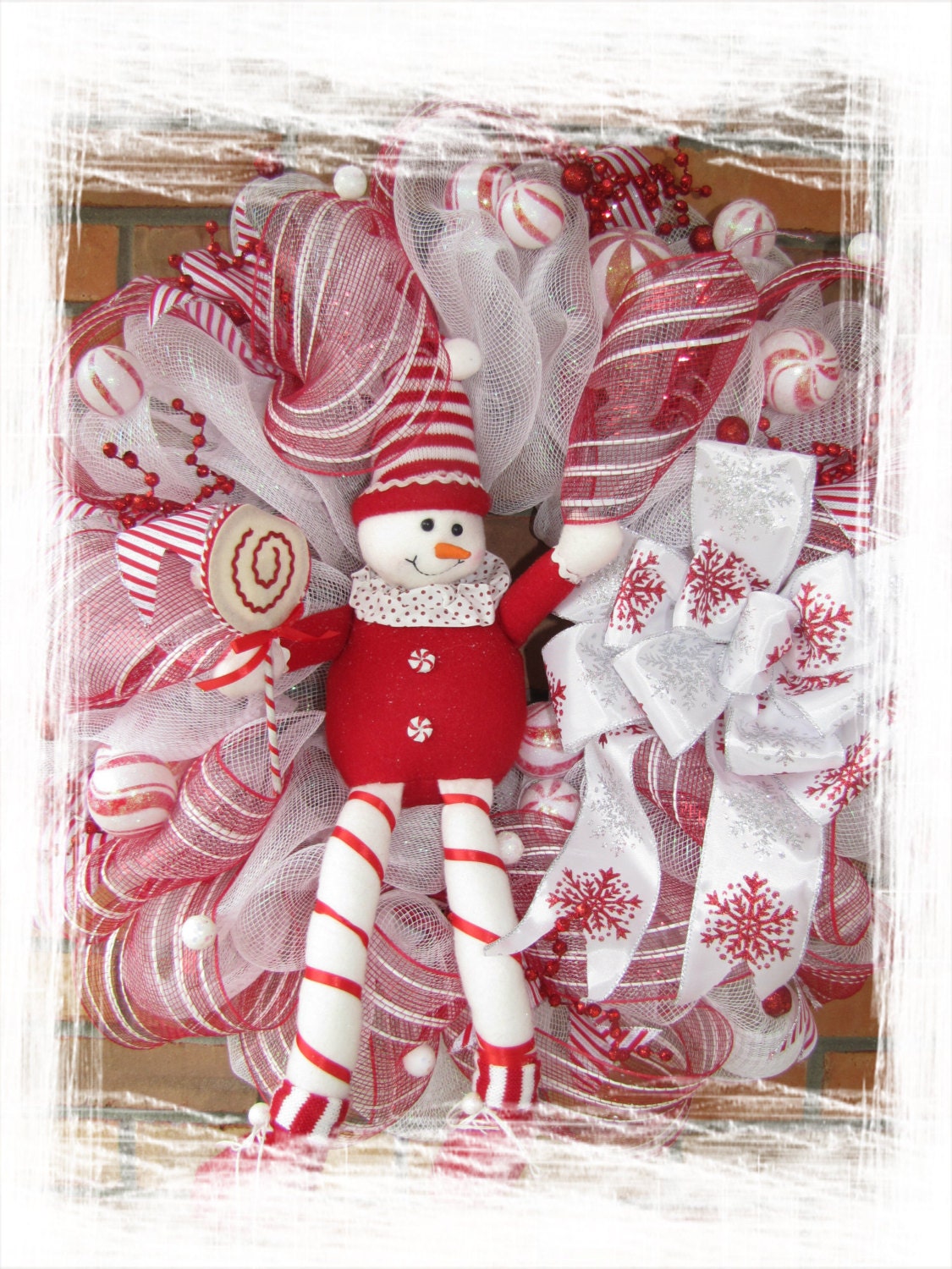 Candy Cane Deluxe Wreath- Christmas wreath- Candy cane decoration