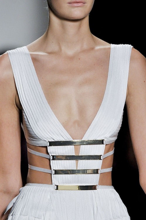 herve leger January 15, 2015 at 05:00PM