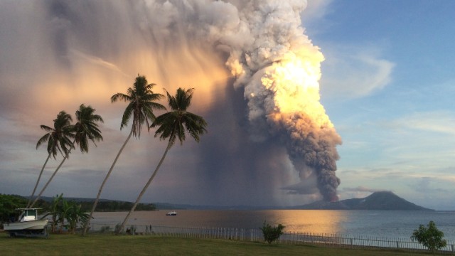 <strong>August 29: </strong>Mount Tavurvur erupts in Papua New Guinea. <a href='http://ift.tt/1poUGFh'>The volcano spewed a thick tower of ash</a> that reached as high as 60,000 feet above sea level. 