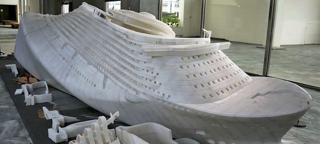 An Artist 3D-Printed 100,000 Parts To Make This 26-Foot Long Sculpture