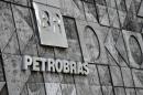 Le logo de Petrobras sur l'immeuble de la compagnie pétrolière brésilienne, le 12 décembre 2014 à Rio de Janeiro