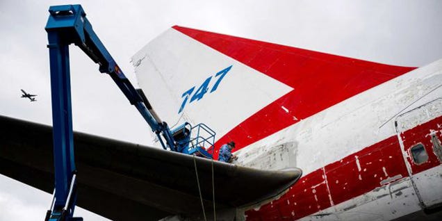 Step Inside the Restoration of the Original Boeing 747