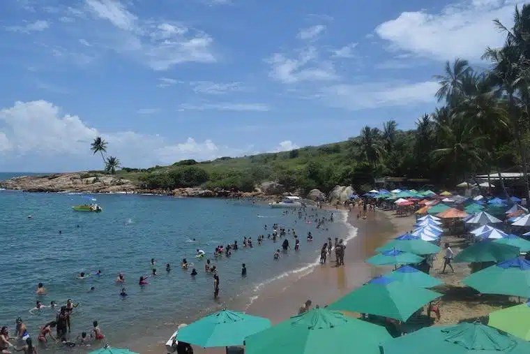 praias de pernambuco brasil calhetas cheia
