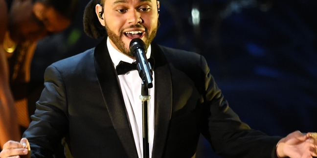 Oscars 2016: The Weeknd Performs "Earned It"