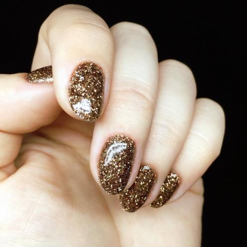 My #thanksgivingnails! I made a custom blended glitter for these...