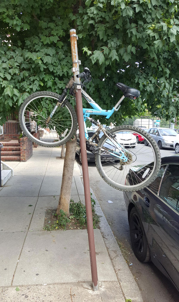 Saw someone trying to steal a bike the hard way in Philly yesterday, When I beeped my parked car, he ran leaving this