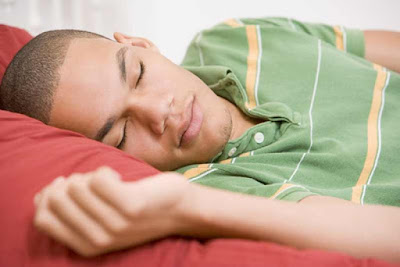 النوم الجيد يساعد في التركيز