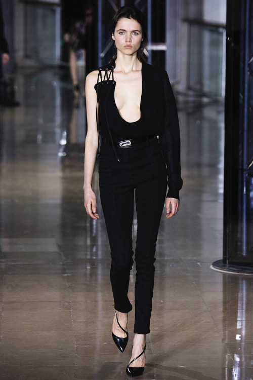 Fall/Winter 2016-17 Anthony Vaccarello