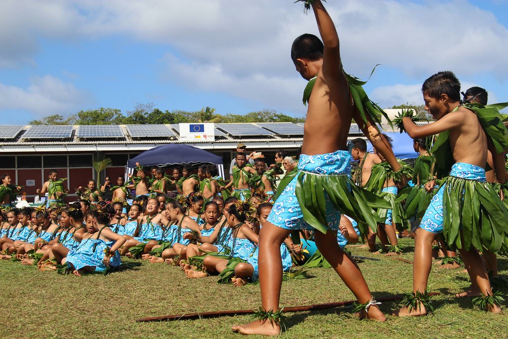 Niue primary school dancers