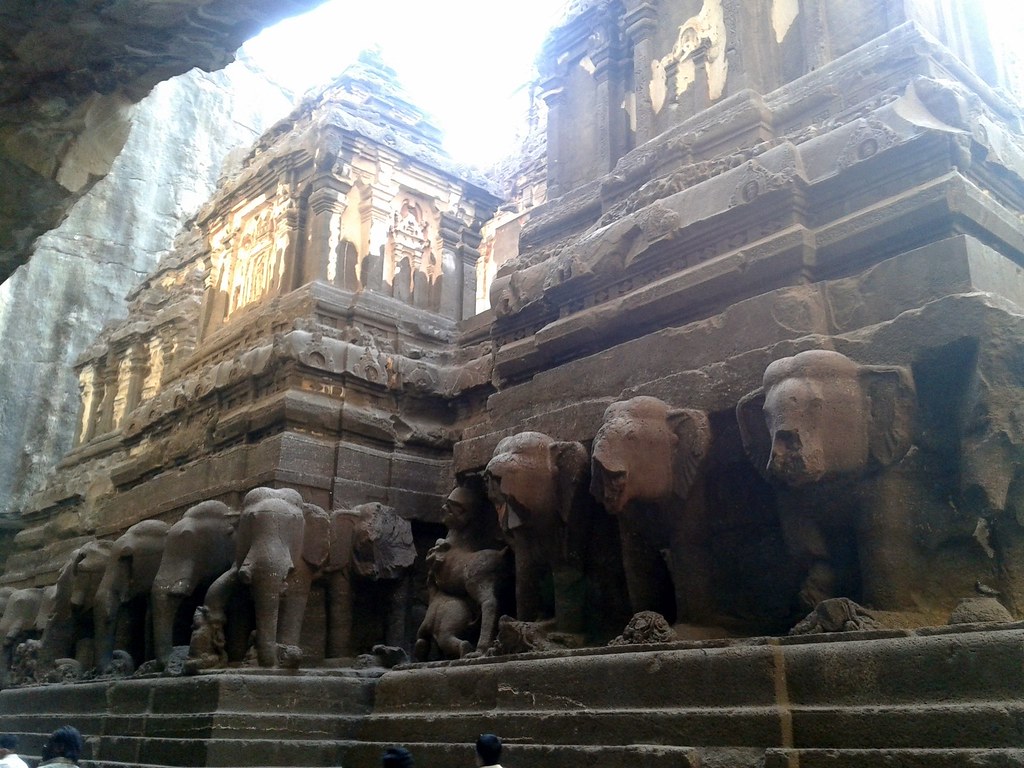 Ellora Caves: Kailasanatha Temple (Cave 16), Ellora, Maharashtra