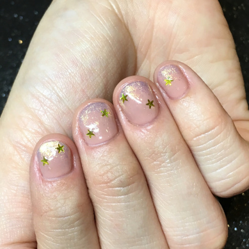 Sweet and subtle! Love this starry look for Shelby.