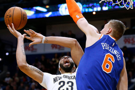 Kristaps Porzingis’s 30 Points Help Knicks Top Pelicans and End Skid