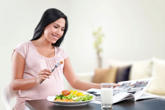 Bunda, Yuk Konsumsi Makanan Baik Awal Kehamilan