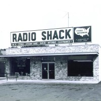 VintageRadioShack_Storefront