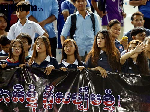 Thiếu nữ Campuchia khóc như mưa vì U16 Việt Nam - 12