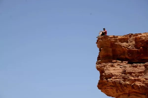 Fotos de Wadi Rum, Jordania - Alfonso en la roca