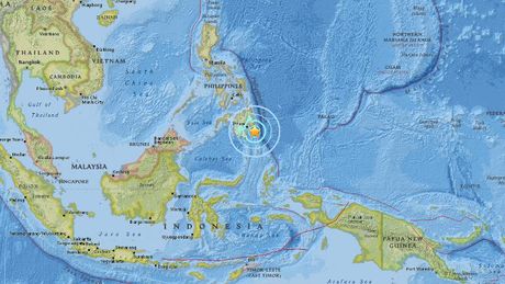 Dong dat 6,3 do Richter ngoai khoi Philippines, so tan ca nghin nguoi - Anh 1