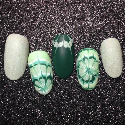 My faux “water marble” styled set for the #31DC2016!...