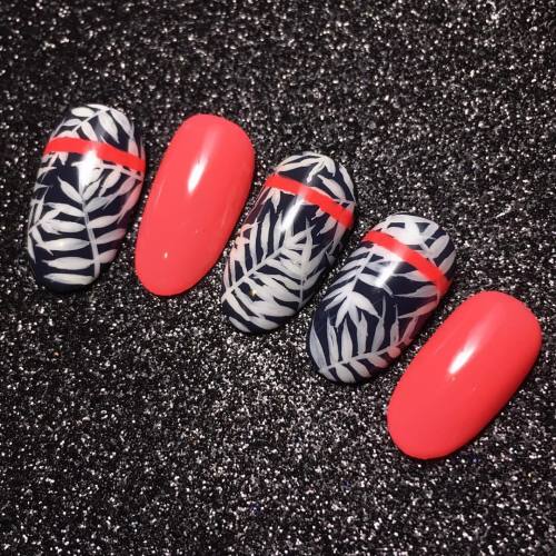 My palm leaf patterned nails for “inspired by a...