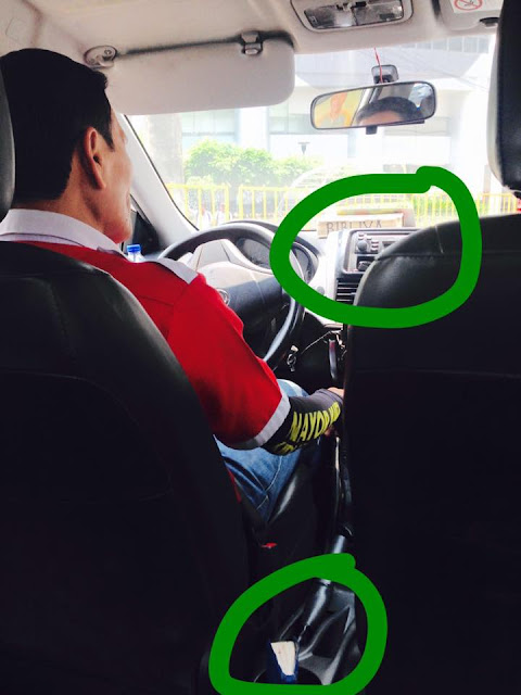 VIRAL: This Taxi Driver is Doing While Stuck In Stuck Will Shock You!