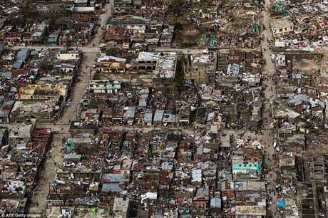 Canh hoang tan va chet choc o Haiti sau con bao lich su Matthew - Anh 1