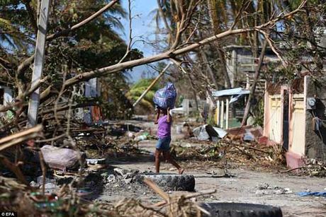 Canh hoang tan va chet choc o Haiti sau con bao lich su Matthew - Anh 14
