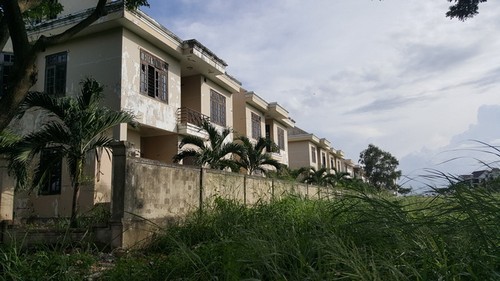 biệt thự bỏ hoang, biệt thự bỏ hoang trung tâm Đà Nẵng, làng thể thao Tuyên Sơn