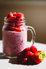 Overnight oats with berries and chia seeds