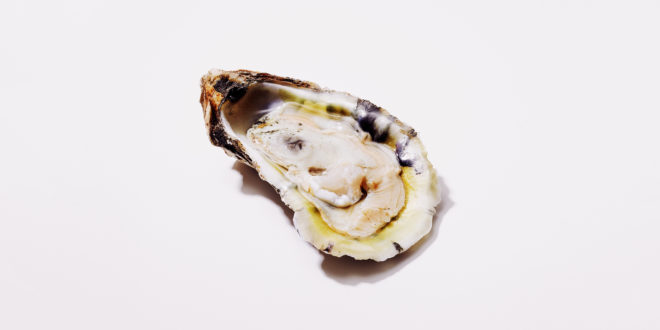 The Weird History of Oysters as Aphrodisiacs