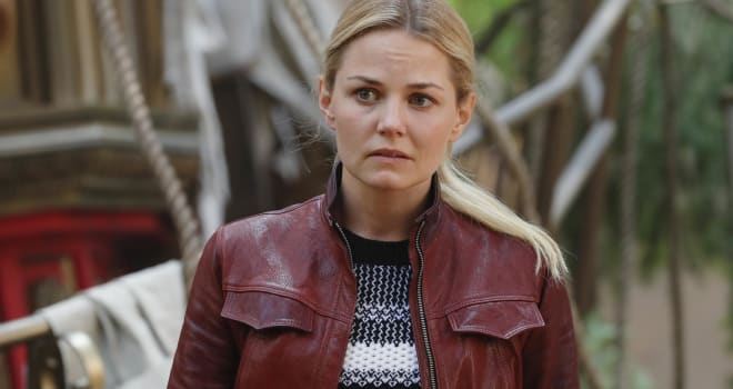 ONCE UPON A TIME - "The Savior" - As "Once Upon a Time" returns to ABC for its sixth season, SUNDAY, SEPTEMBER 25 (8:00-9:00 p.m. EDT), on the ABC Television Network, so does its classic villain-the Evil Queen. (ABC/Jack Rowand)JENNIFER MORRISON
