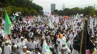 Pekikan Takbir 70 Ormas Islam se-Jawa Timur Respon Penista Agama
