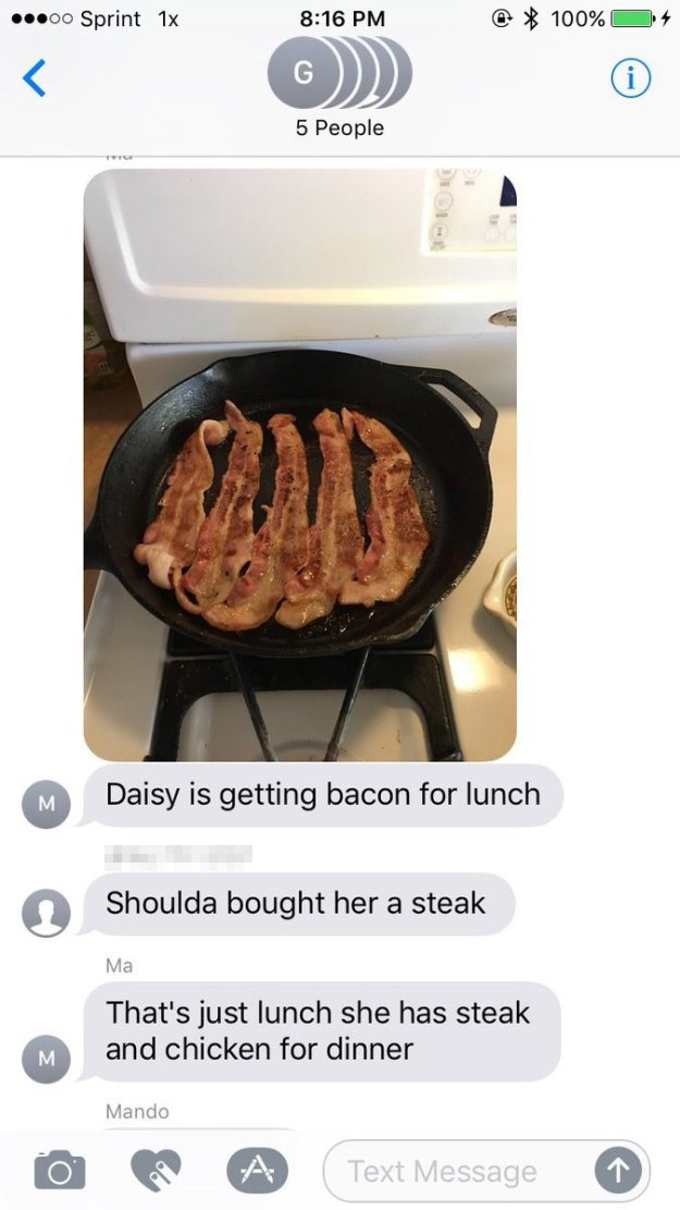 So on Monday, Daisy's last day, his mom wanted to make it extra special and make sure "she was as comfortable as possible," Flores told BuzzFeed News. This meant cooking all of Daisy's favorite foods...