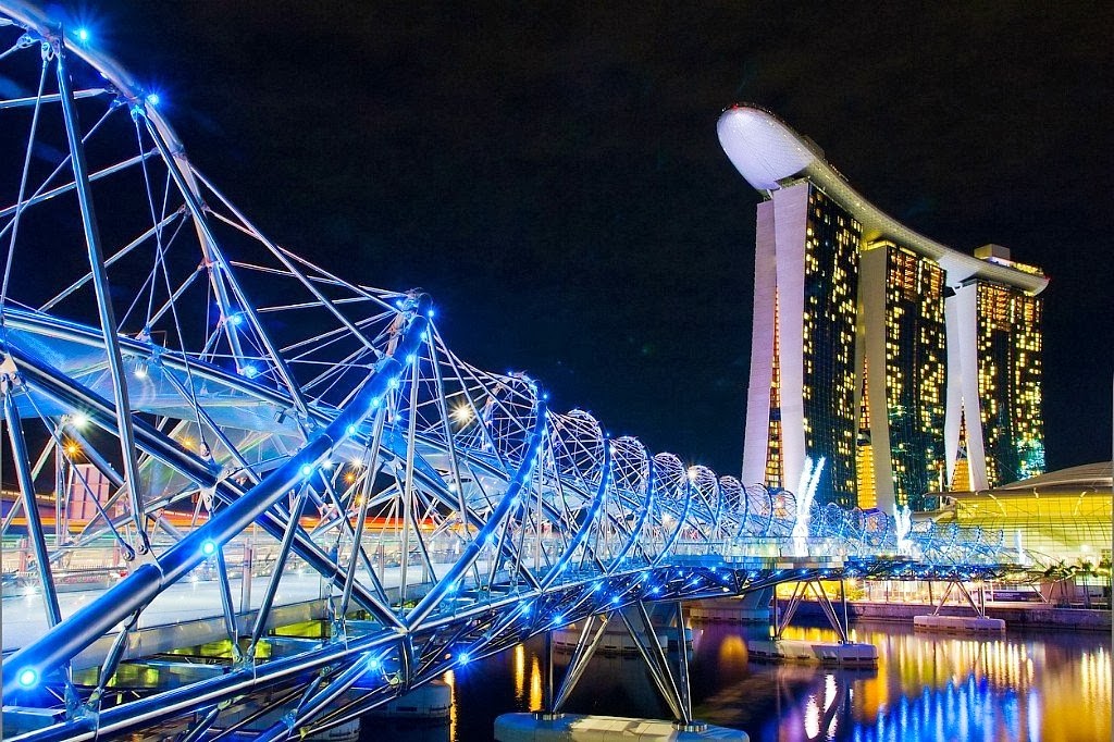 1. Helix Bridge, Marina Bay area, Singapore 1