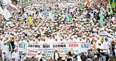 Bela Ahok dalam Kasus Penistaan Agama, Jokowi Bisa Jatuh