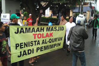 Ahok Blusukan di Pasar Minggu, Warga: Tolak Si Penista Al Quran Jadi Pemimpin