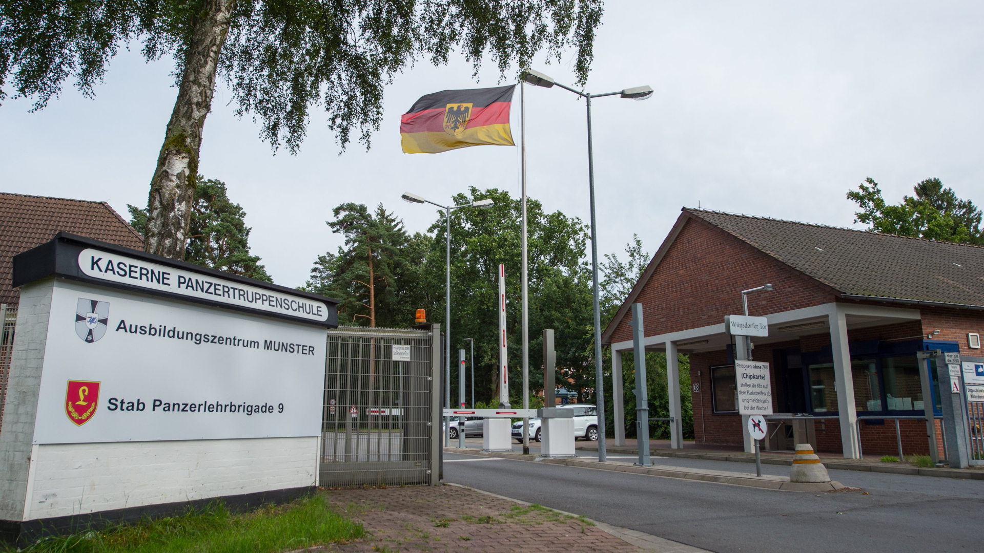 Die Kaserne Panzertruppenschule in Munster, Niedersachsen | Bildquelle: dpa