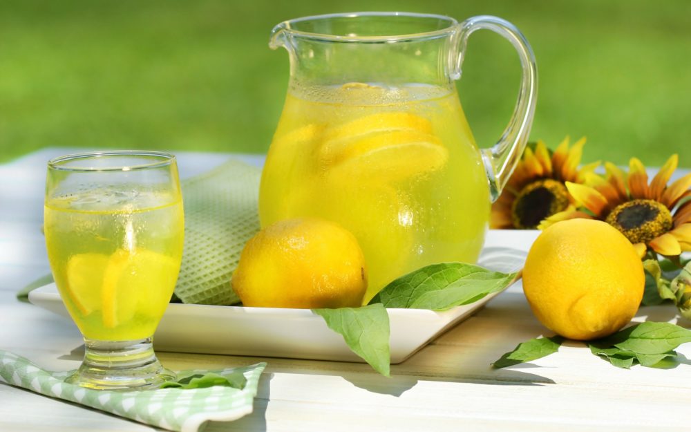 Lemon Juice: 12 Key Reasons You Must Drink This Citrus