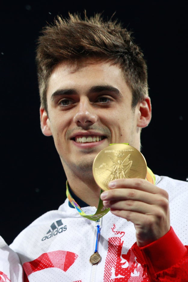 Let's face it, diving is one of the COOLEST sports to watch during the Olympics. That's because the best of the best, like British gold medalist Chris Mears, make jumping off 3m boards (all while twisting and flipping) look downright easy. But how would non-athletes fare if given the same opportunity?