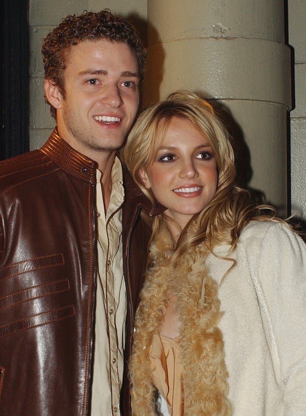 Justin and Brit-Brit were skilled at ~subtly~ matching. See this beige on beige ensemble for proof.